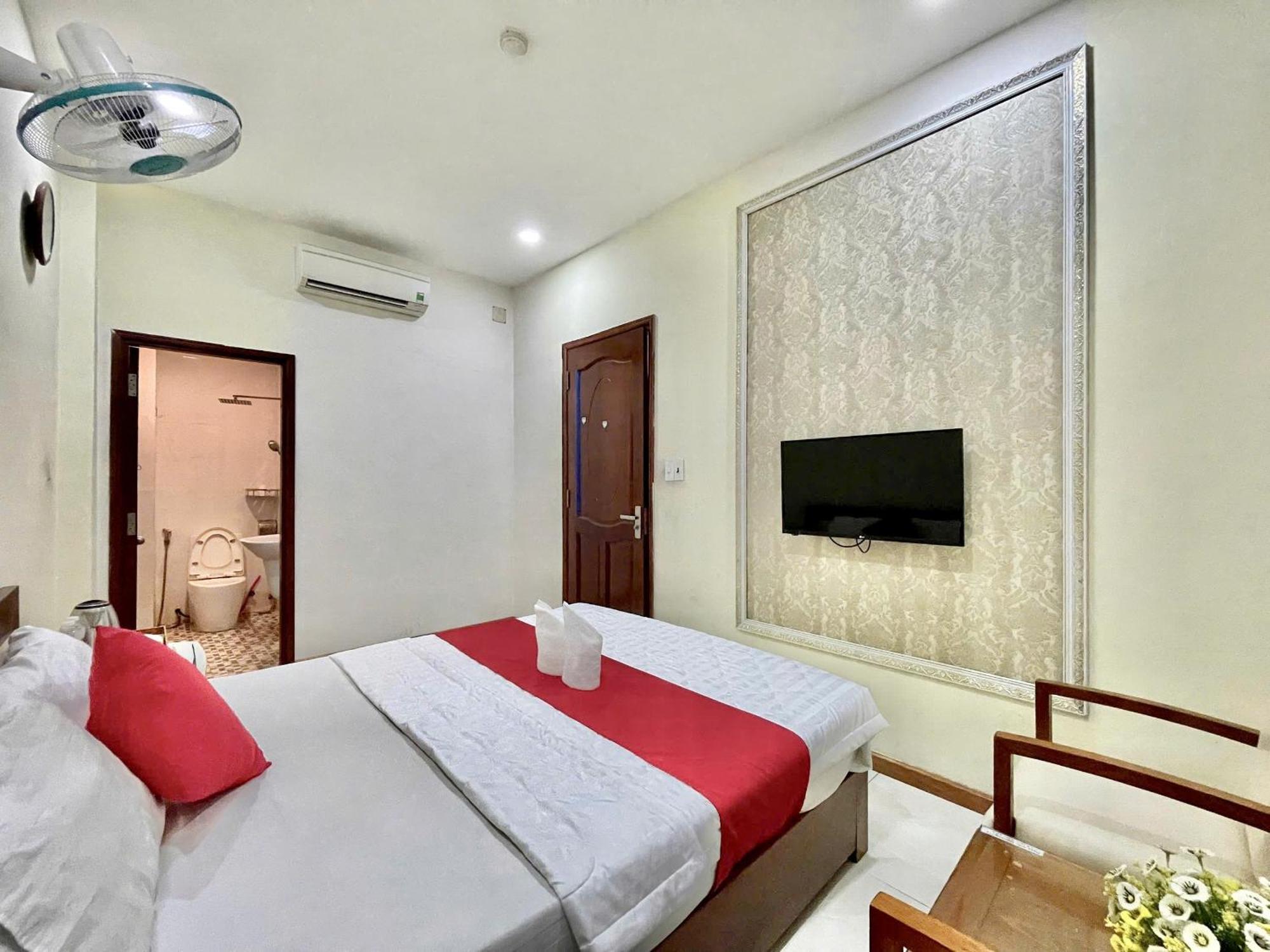 Nhu Y Hotel Thành Pho Ho Chí Minh Esterno foto