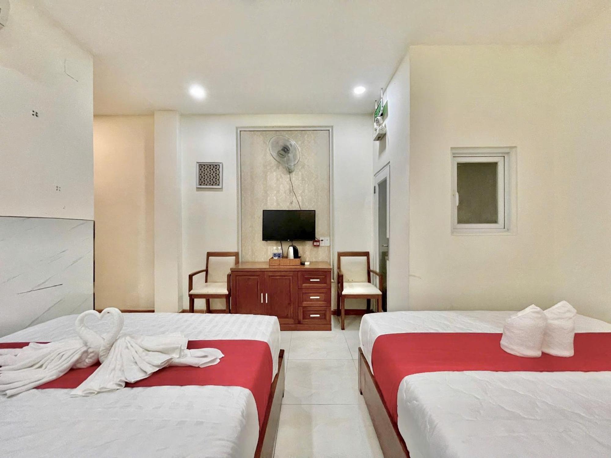 Nhu Y Hotel Thành Pho Ho Chí Minh Esterno foto