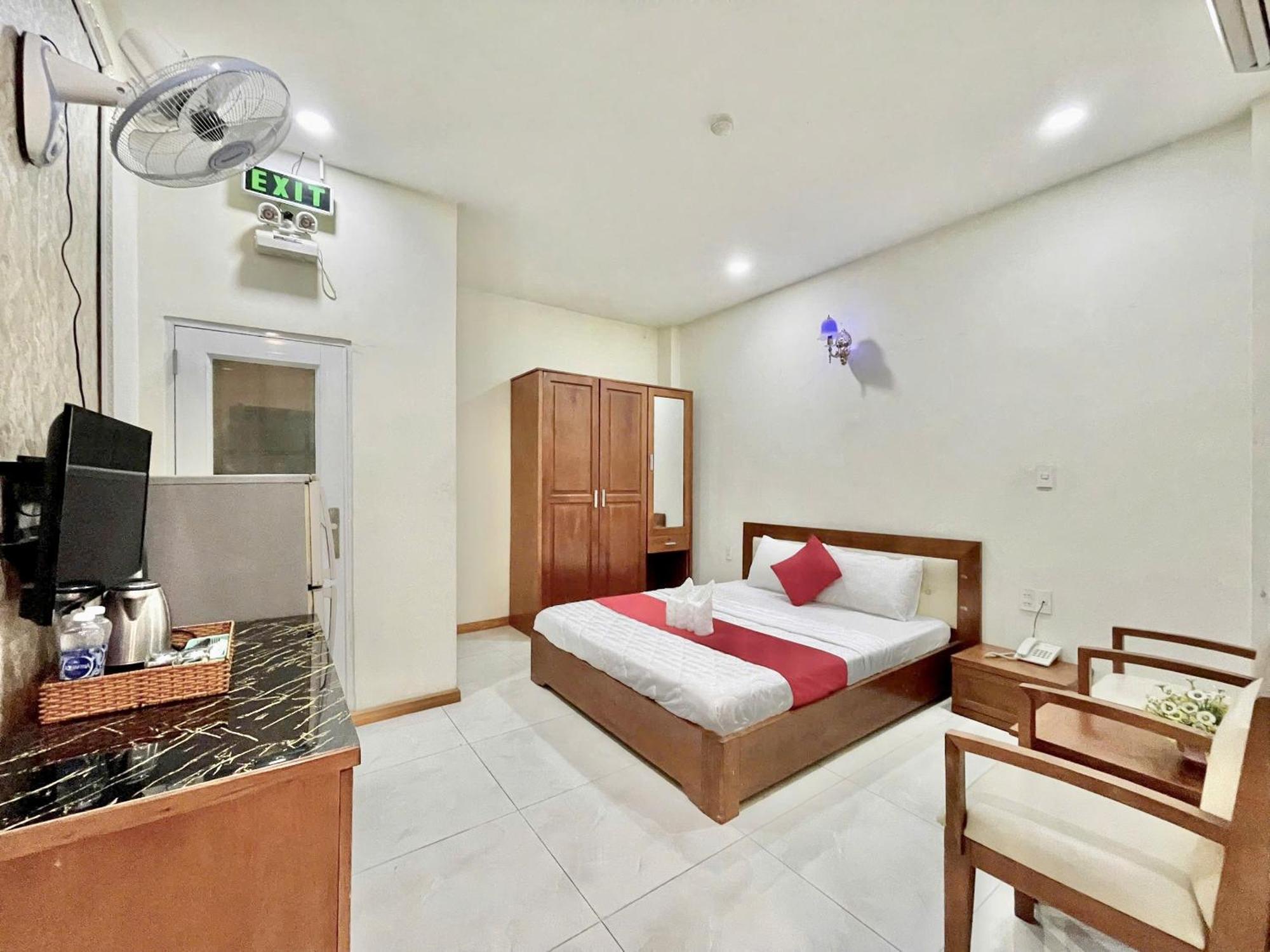 Nhu Y Hotel Thành Pho Ho Chí Minh Esterno foto